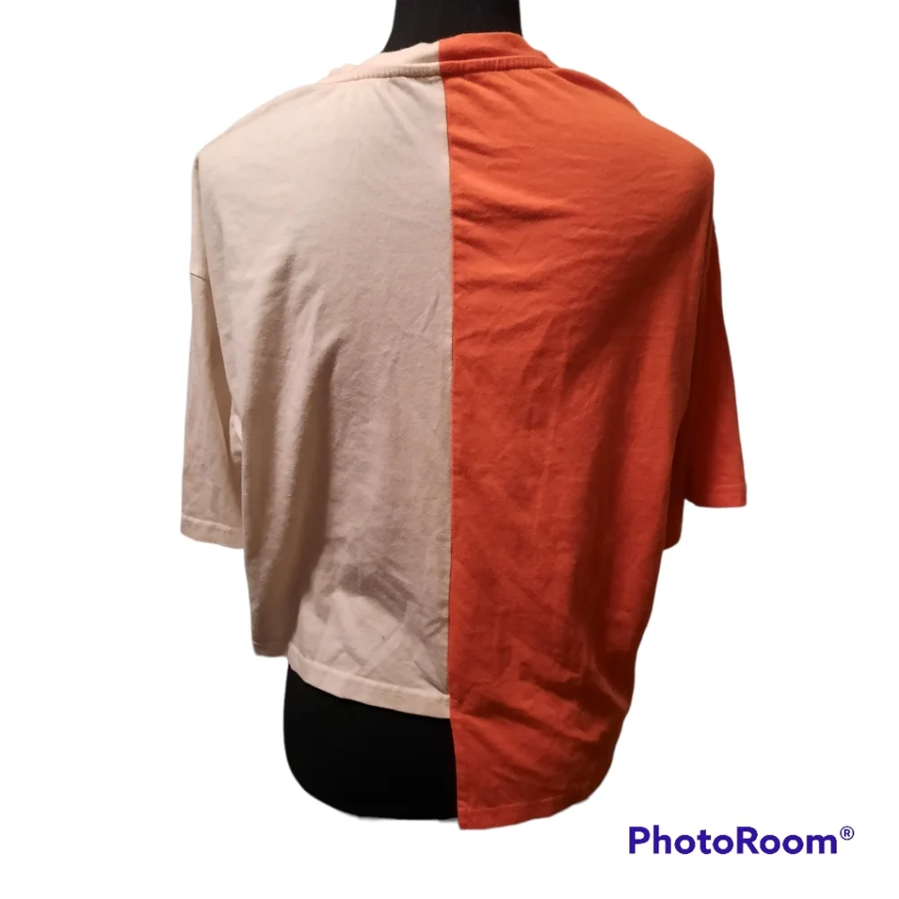 SHEIN graphic colorblock cropped tee - Picture 4 of 5